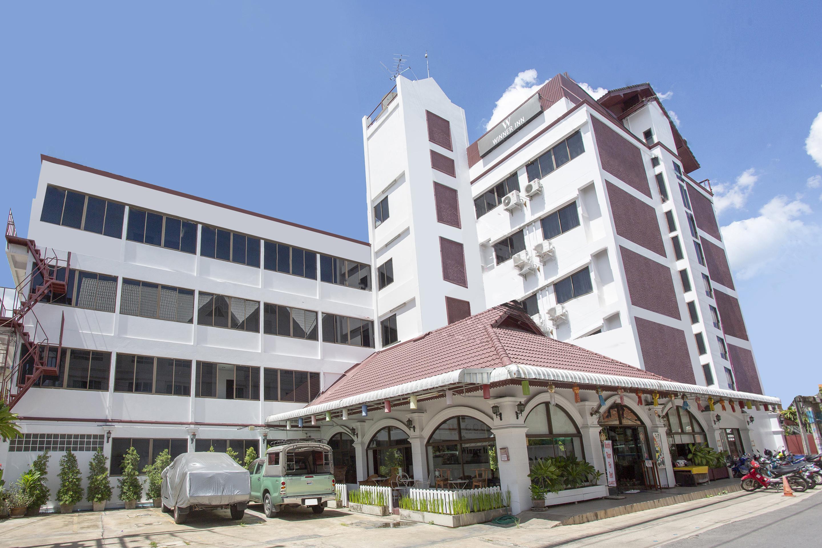 Super Oyo 1096 Winner Inn Hotel Чиангмай Екстериор снимка