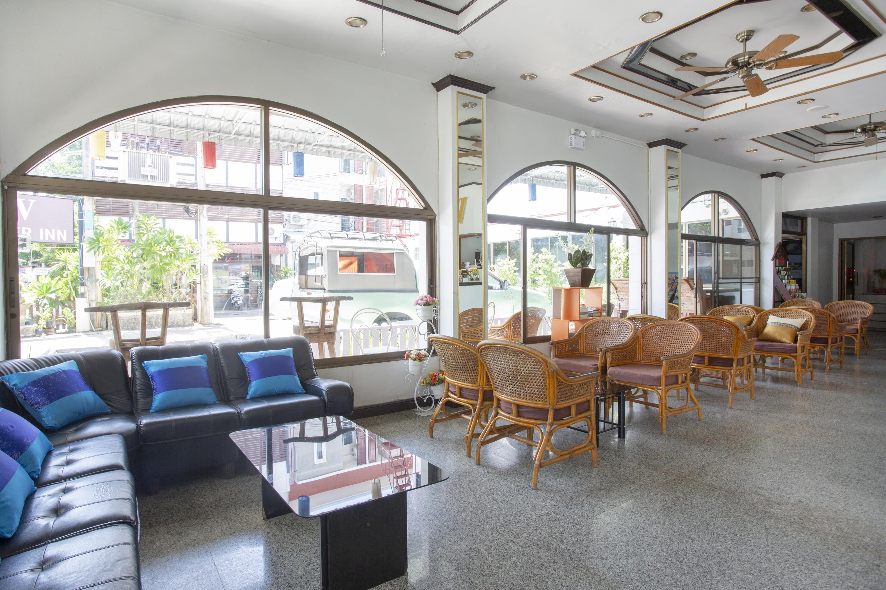 Super Oyo 1096 Winner Inn Hotel Чиангмай Екстериор снимка