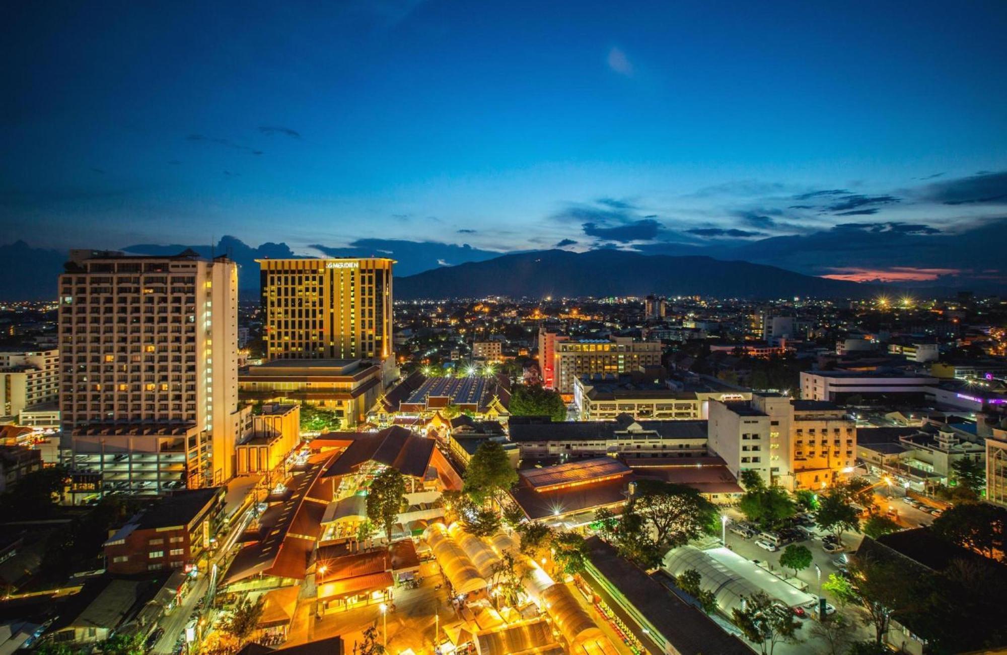 Super Oyo 1096 Winner Inn Hotel Чиангмай Екстериор снимка