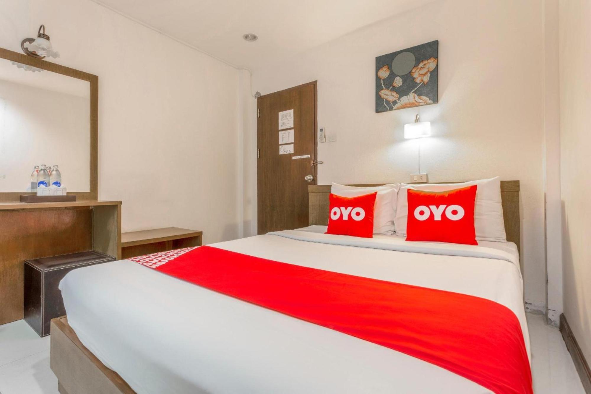 Super Oyo 1096 Winner Inn Hotel Чиангмай Екстериор снимка