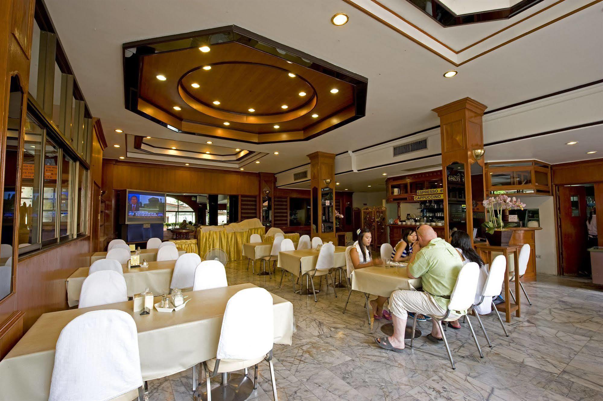 Super Oyo 1096 Winner Inn Hotel Чиангмай Екстериор снимка
